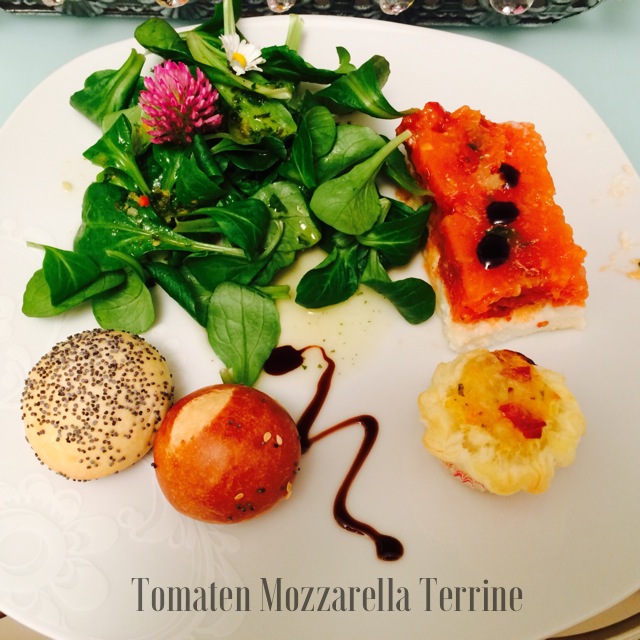 Tomaten Mozzarella Terrine