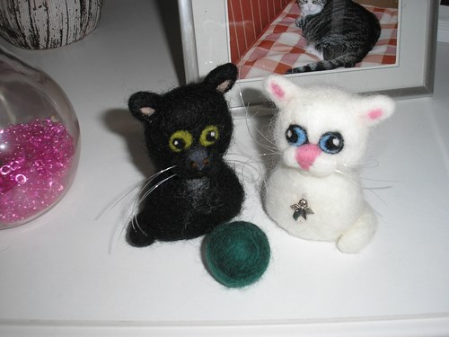 Teufel und Engel auf Filz